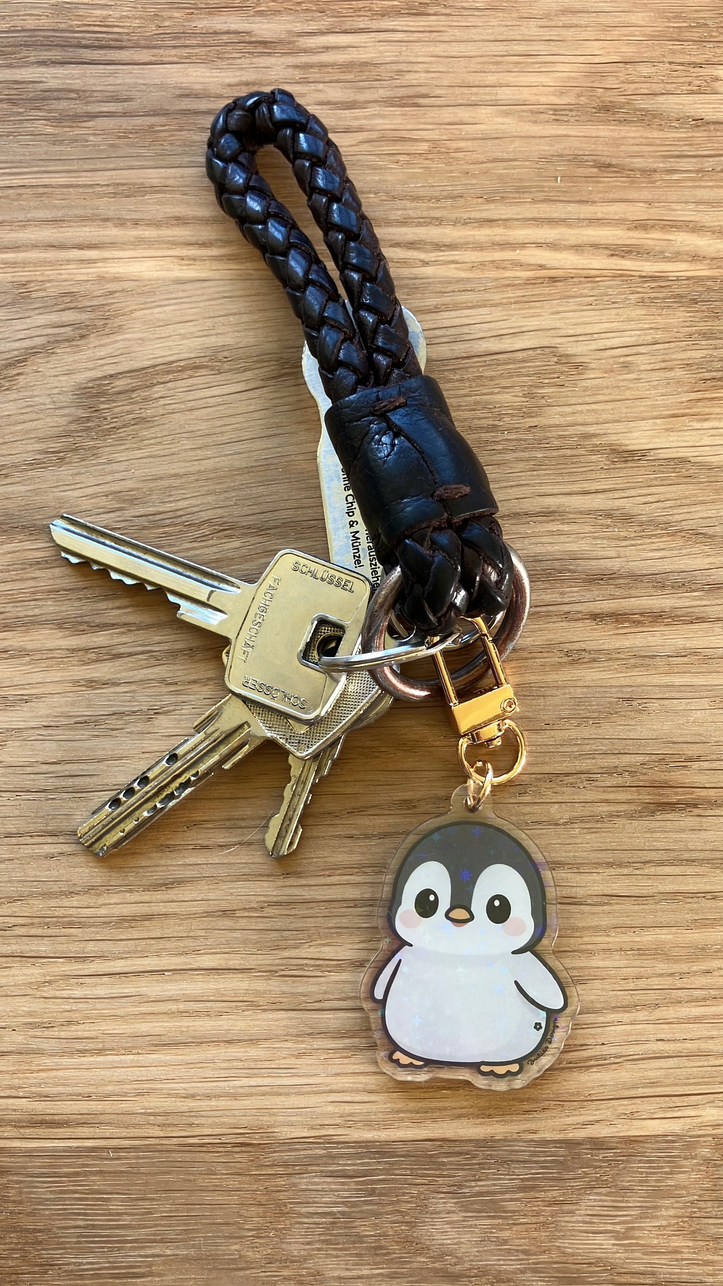 Baby Pinguin Acryl Schlüsselanhänger