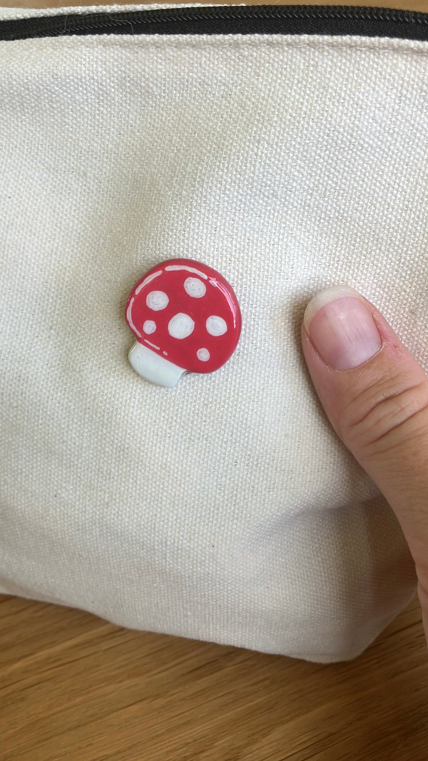 Pin Fliegepilz Handgemacht